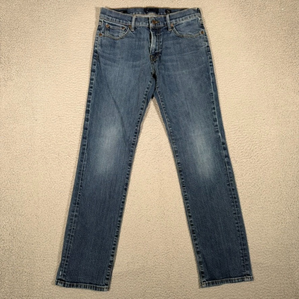 Lucky Brand Jeans Mens 30x31 Blue 221 Straight Denim Casual Preppy Logo 5 Pocket